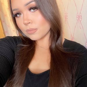 Meet your Posher, Rebekah